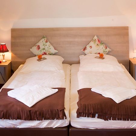 Boutiquehotel Goldene Rose - Self-Check-In روتنبورغ أوب در تاوبر المظهر الخارجي الصورة