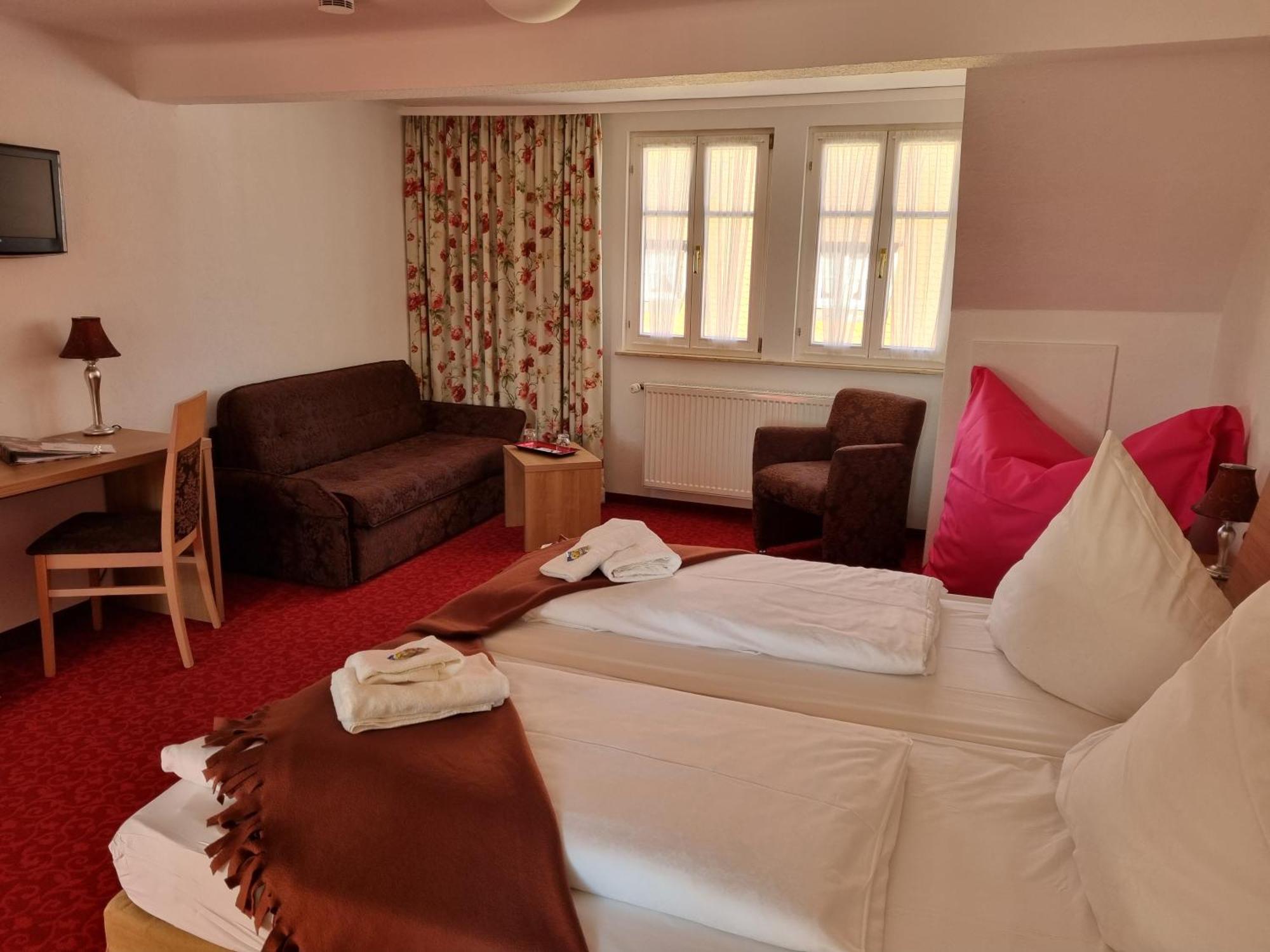Boutiquehotel Goldene Rose - Self-Check-In روتنبورغ أوب در تاوبر المظهر الخارجي الصورة