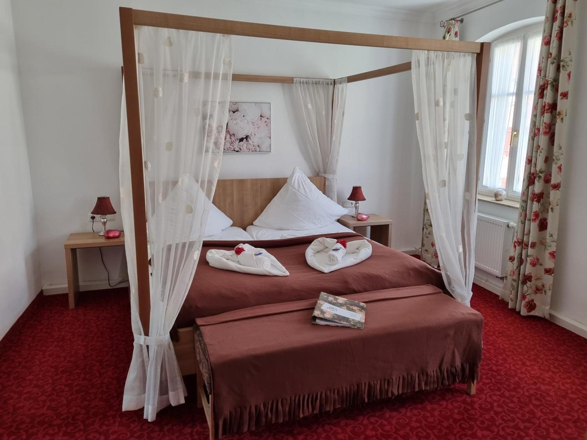 Boutiquehotel Goldene Rose - Self-Check-In روتنبورغ أوب در تاوبر المظهر الخارجي الصورة