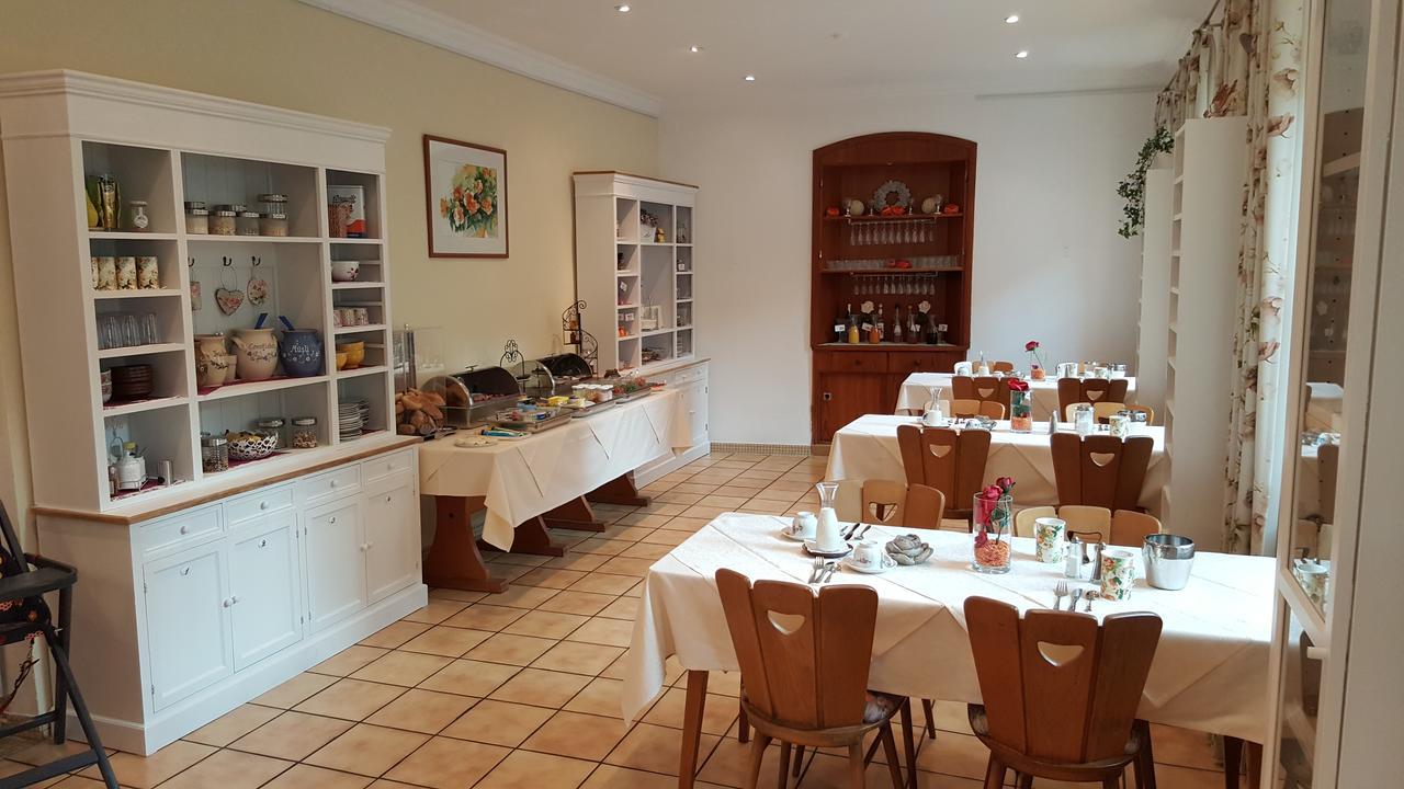Boutiquehotel Goldene Rose - Self-Check-In روتنبورغ أوب در تاوبر المظهر الخارجي الصورة
